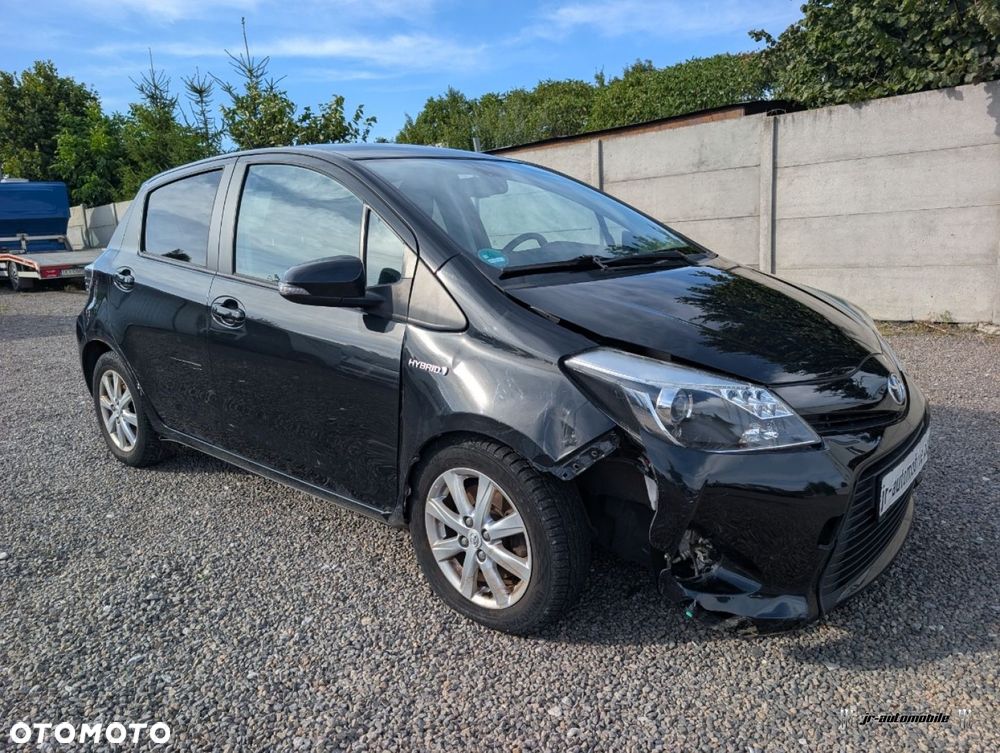 Toyota Yaris - 4