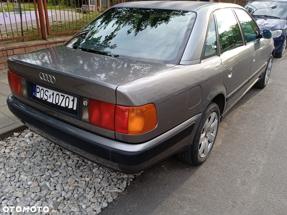 Audi 100 - 6