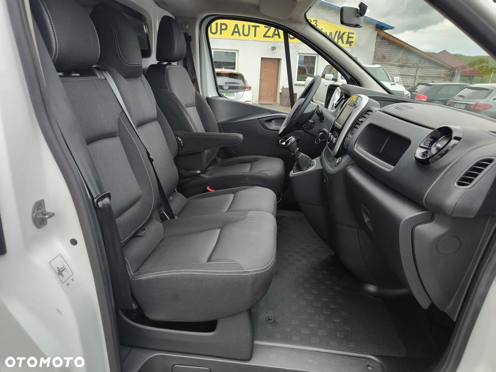 Renault Trafic - 10