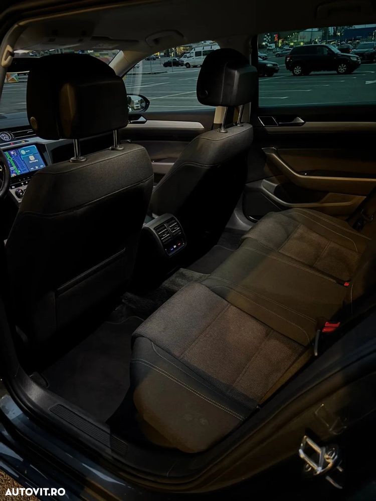 Volkswagen Passat - 7