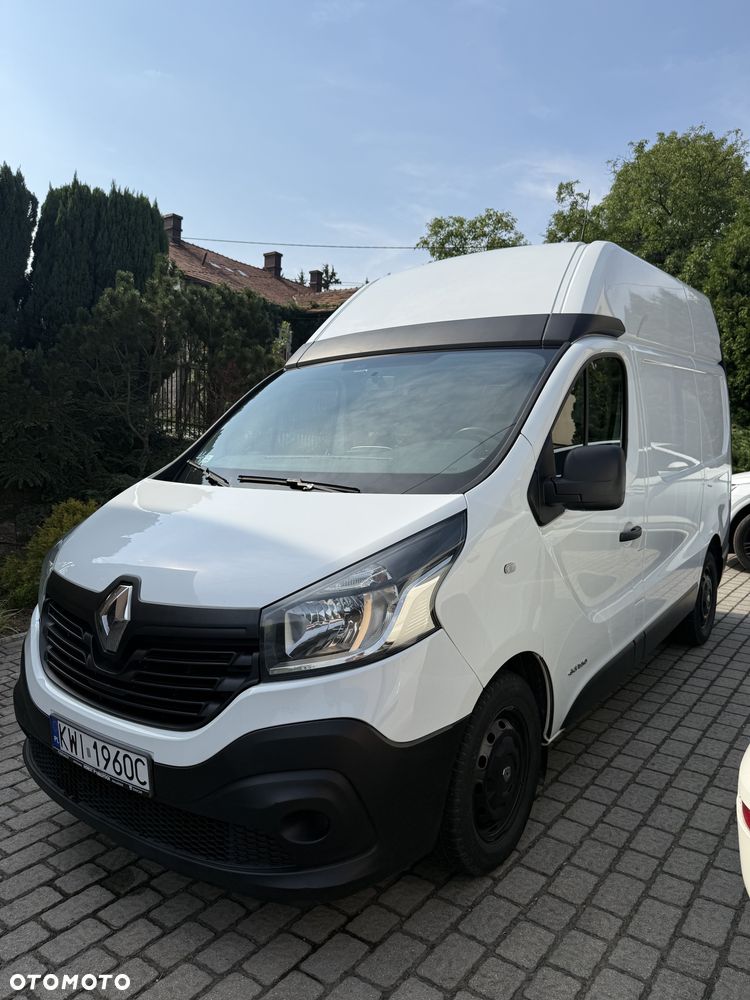 Renault TRAFIC - 1
