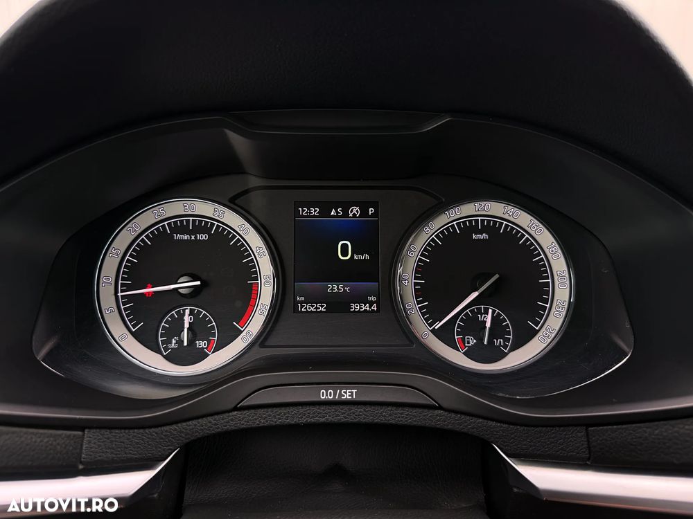 Skoda Karoq 1.6 TDI DSG Style - 9