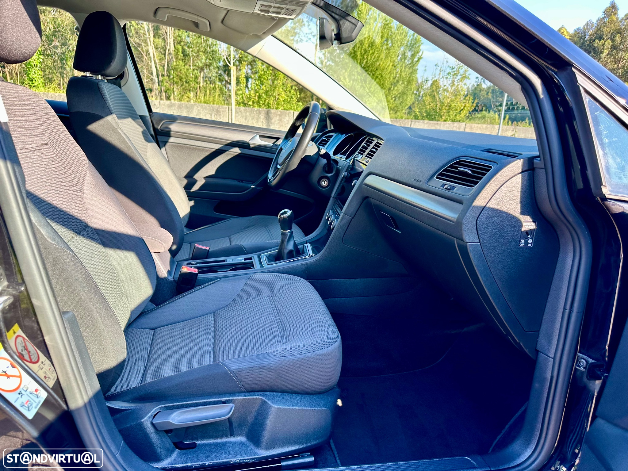 VW Golf 1.0 TSI Confortline - 29