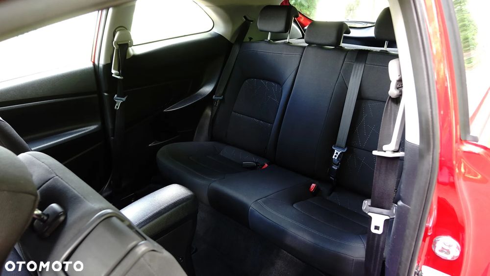 Kia Rio 1.4 Dream Team Edition - 8