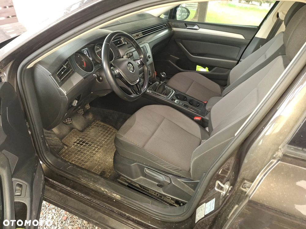 Volkswagen Passat 2.0 TDI BMT Comfortline - 5