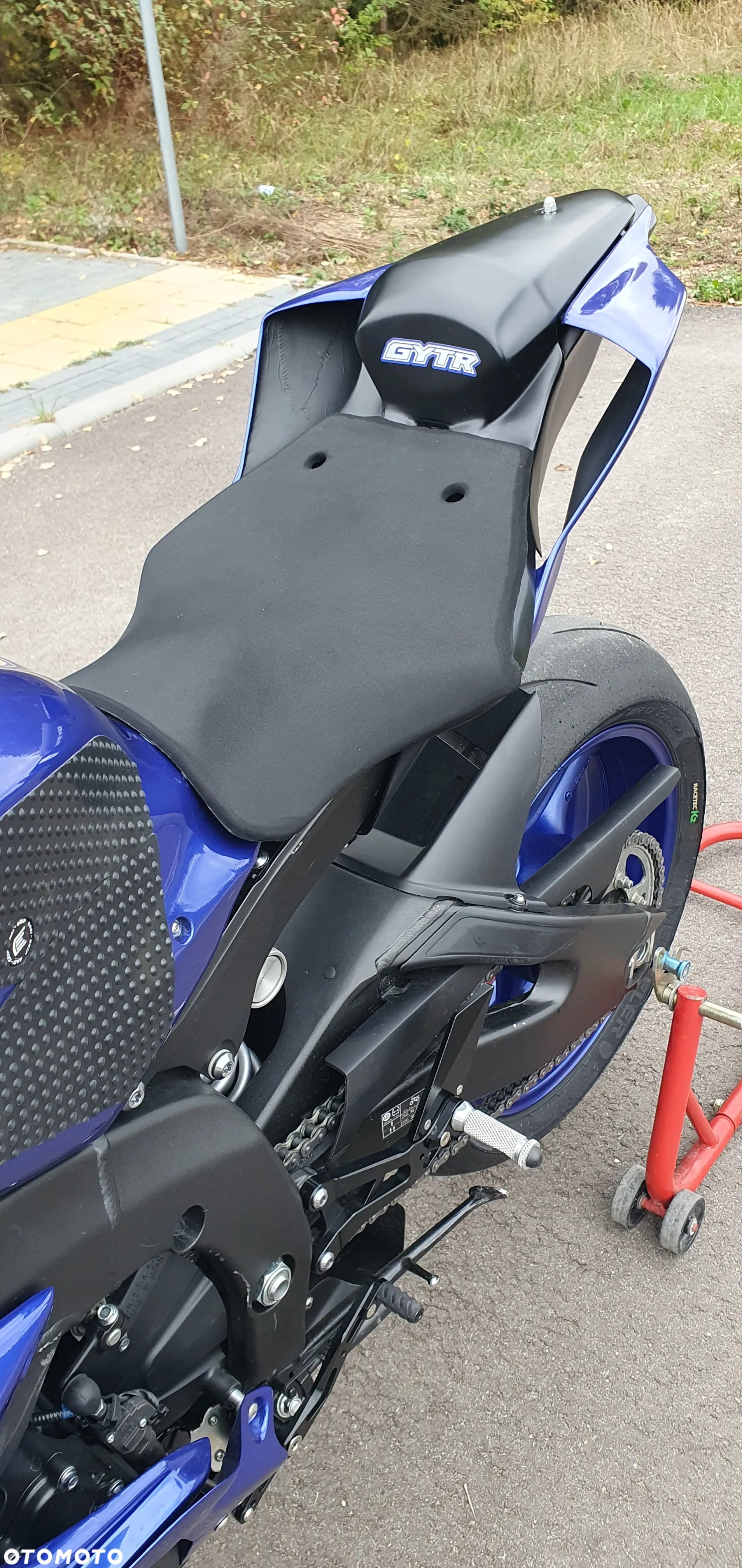 Yamaha R6 - 9