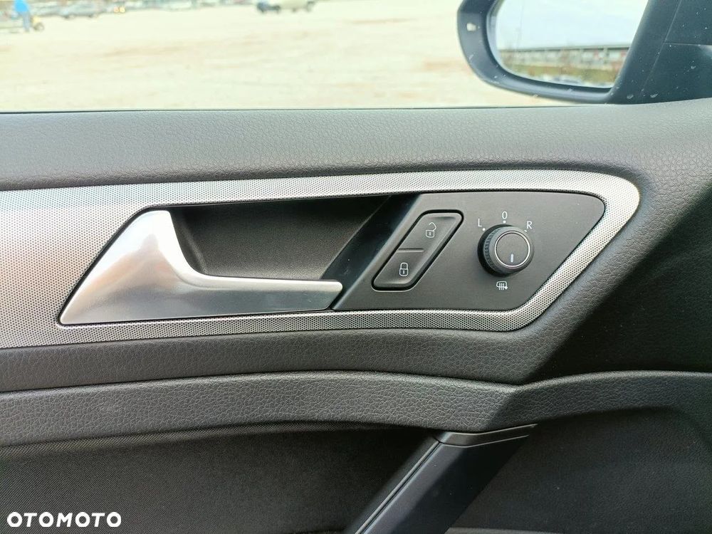 Volkswagen Golf 1.0 TSI BMT Trendline - 21