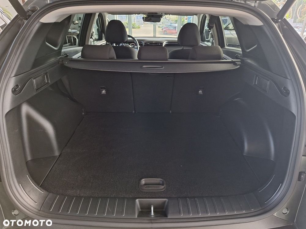 Hyundai Tucson 1.6 T-GDi HEV Executive 2WD - 22