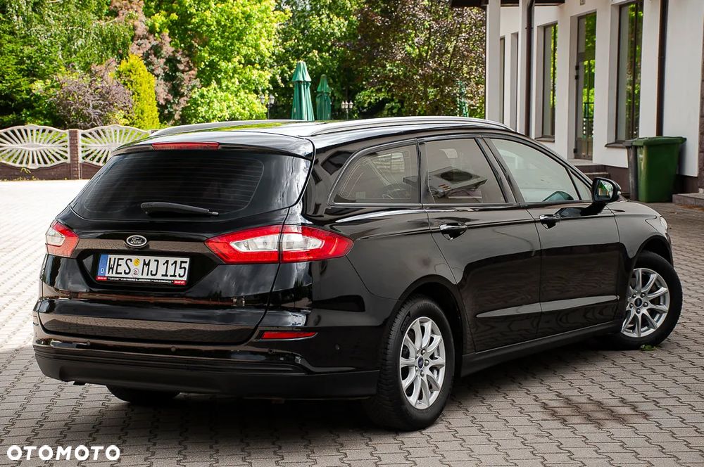 Ford Mondeo 2.0 TDCi STart-Stopp PowerShift-Aut Titanium - 4