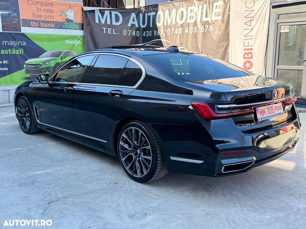 BMW Seria 7 730d xDrive - 32