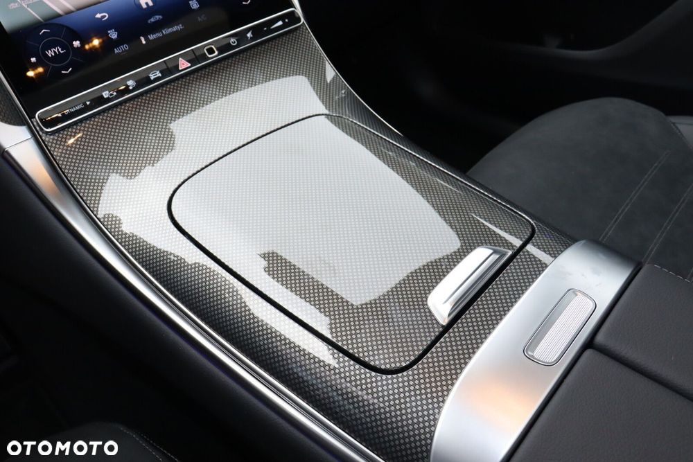 Mercedes-Benz GLC - 14
