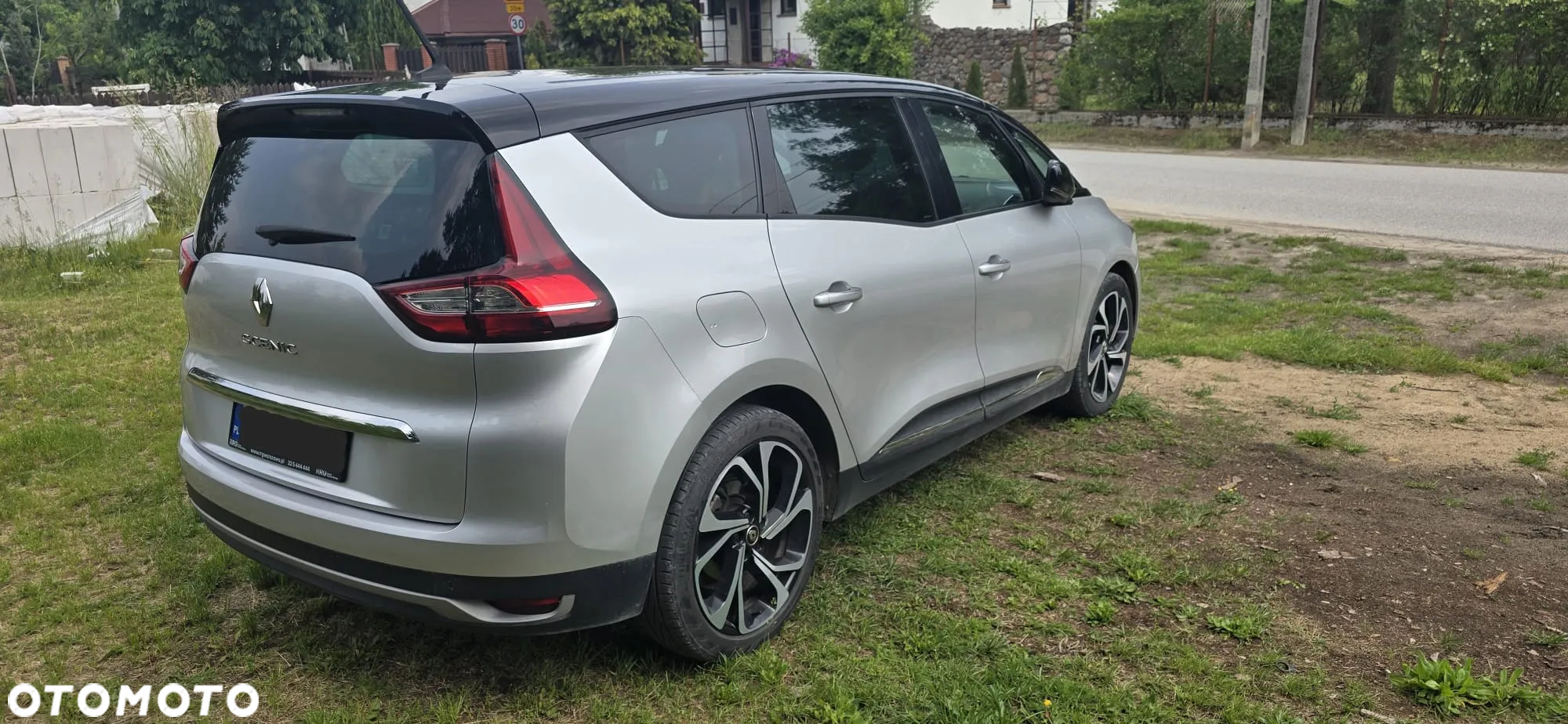 Renault Grand Scenic - 4