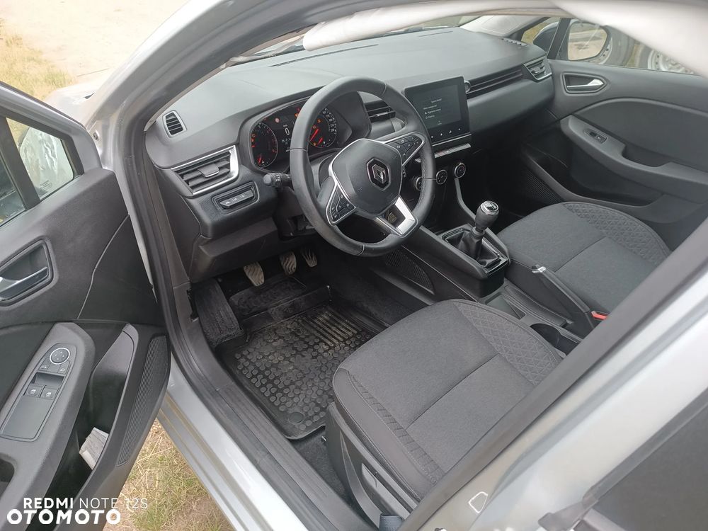 Renault Clio - 8