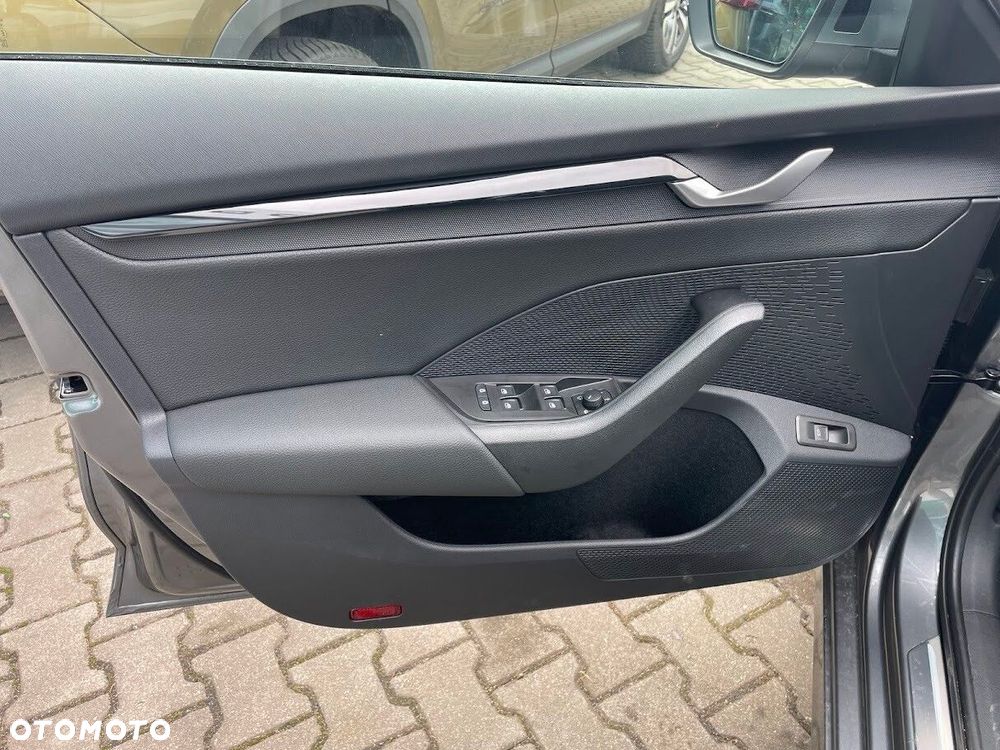 Skoda Octavia 1.5 TSI mHEV Edition 130 Selection DSG - 9