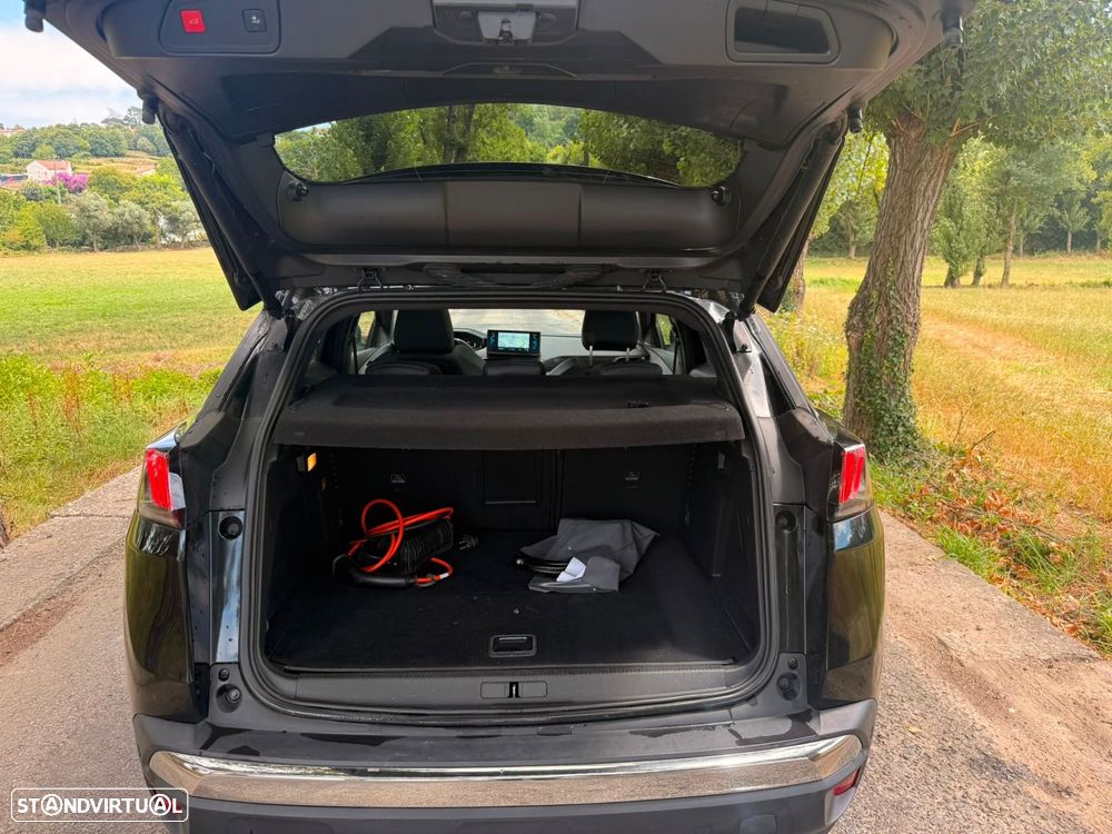 Peugeot 3008 1.6 Hybrid GT Pack e-EAT8 - 29