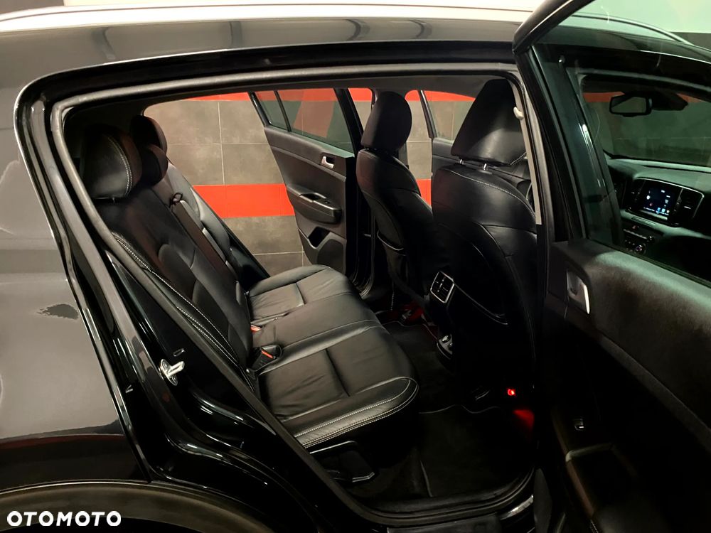 Kia Sportage 1.6 GDI L Business Line 2WD - 24