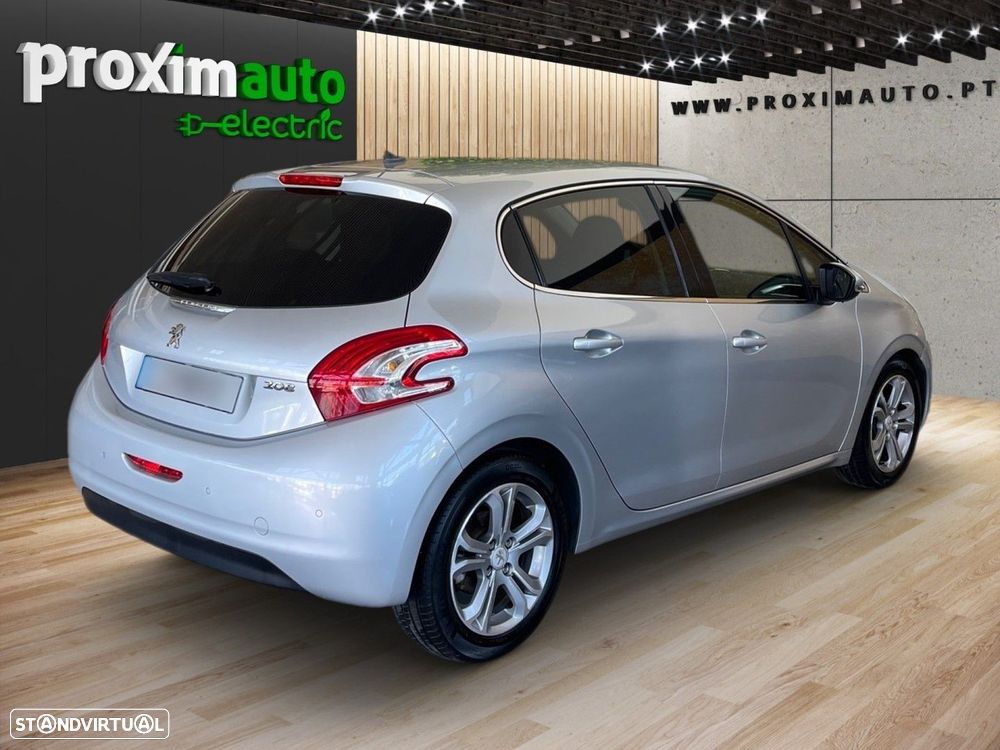Peugeot 208 1.4 VTi Access - 11