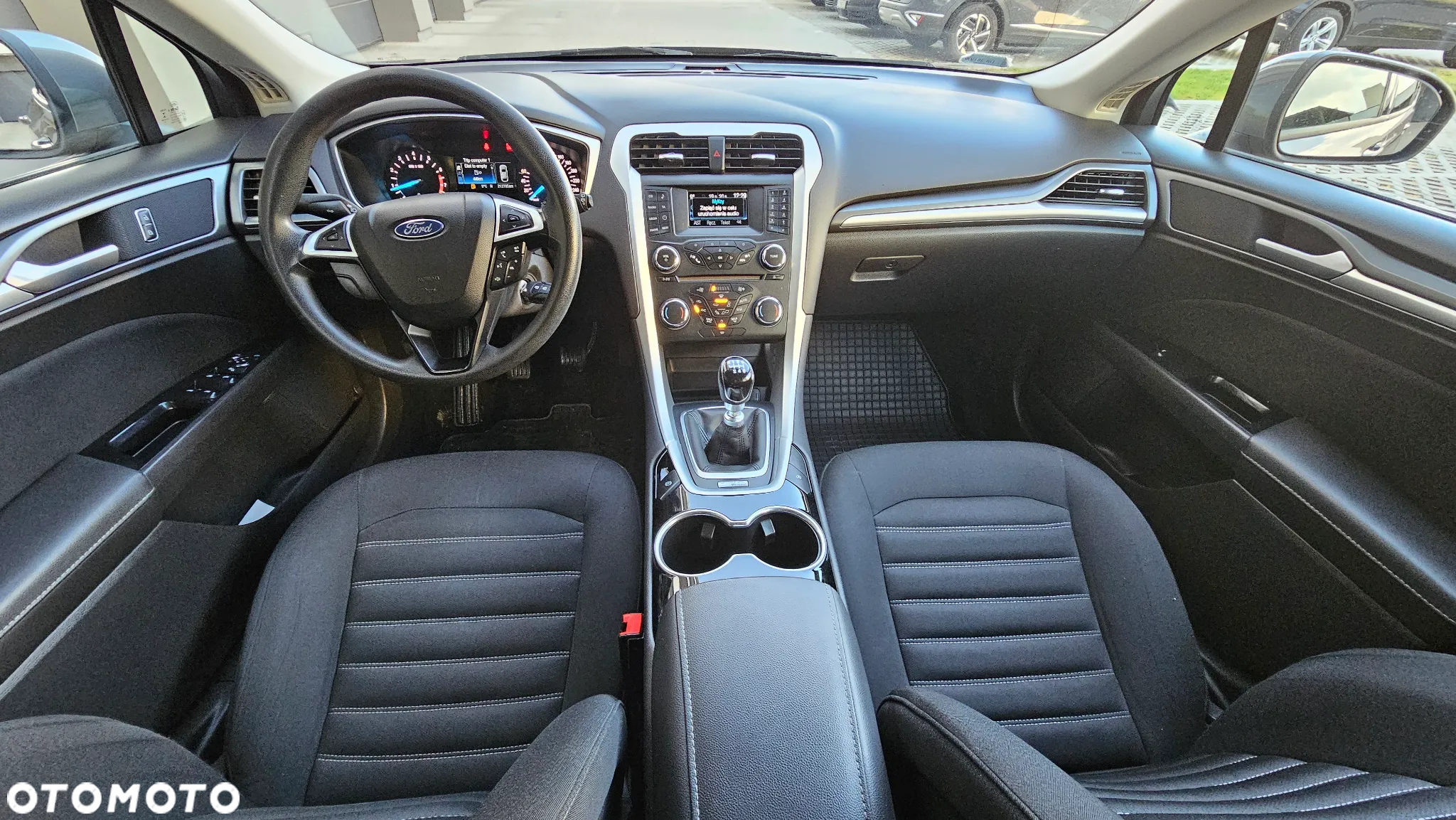 Ford Mondeo 1.5 EcoBoost Ambiente - 9