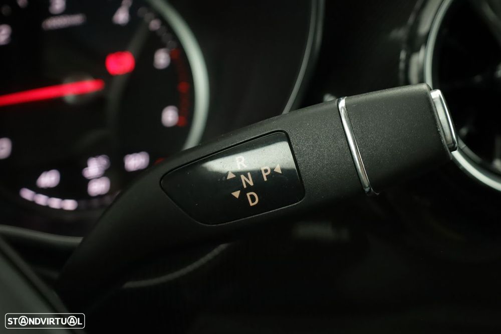 Mercedes-Benz V 250 d - 18