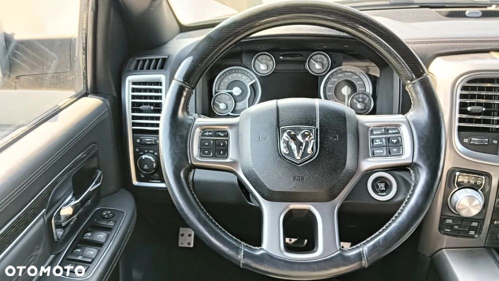 Dodge RAM 1500 5.7 4x4 - 23