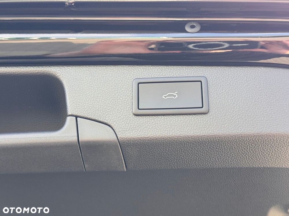 Skoda Superb 2.0 TDI SCR Drive DSG - 11