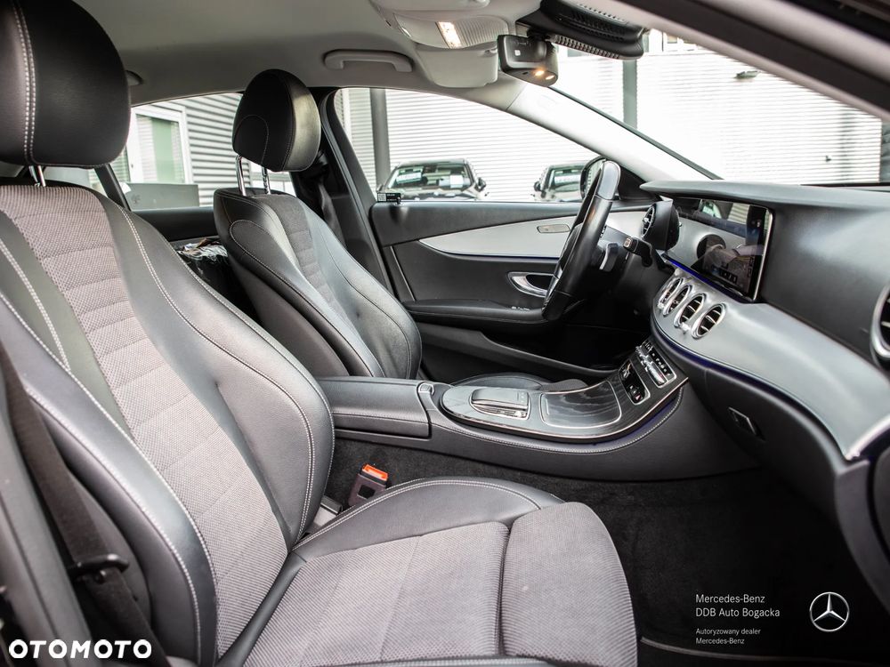 Mercedes-Benz Klasa E 220 d 4-Matic Avantgarde - 8