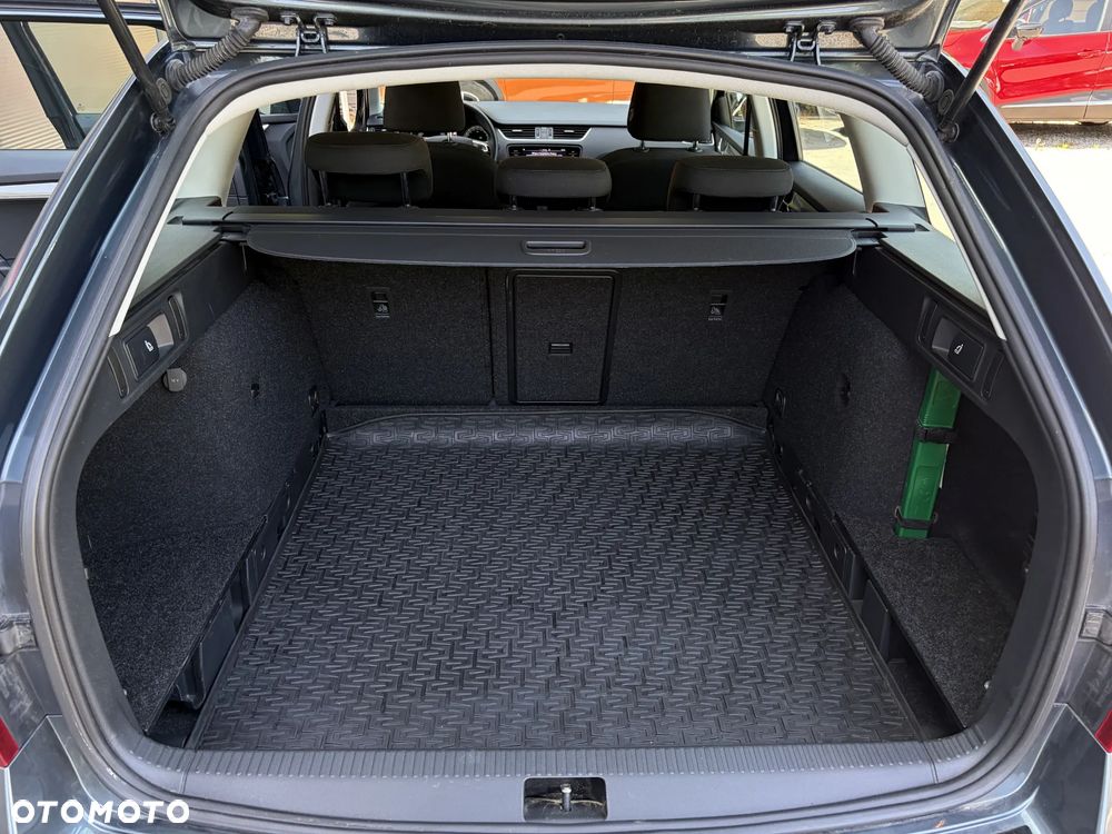 Skoda Octavia 2.0 TDI Ambition DSG EU6 - 34