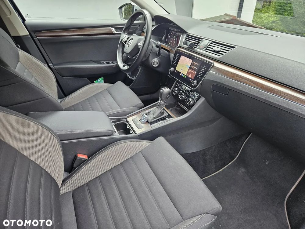 Skoda Superb 2.0 TDI SCR 4x4 Scout DSG - 8