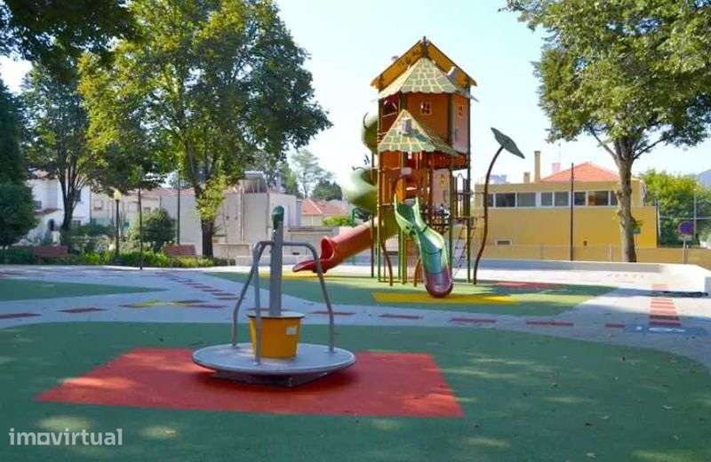 Apartamento T3 - Campanhã - Condomínio privado - PERMUTA POR MORADIA. - Grande imagem: 2/6