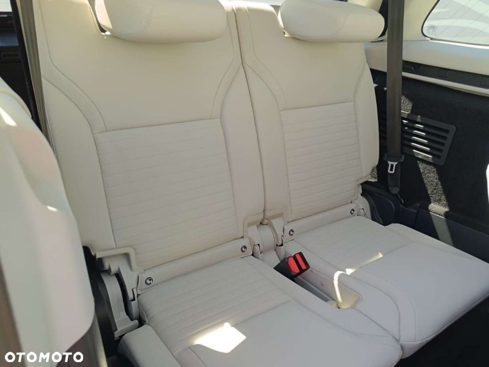 Land Rover Discovery - 25
