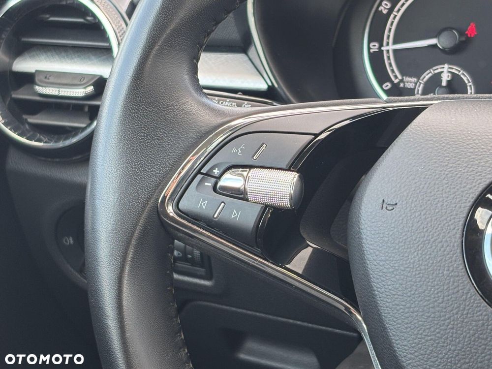 Skoda Fabia 1.0 TSI Ambition - 21