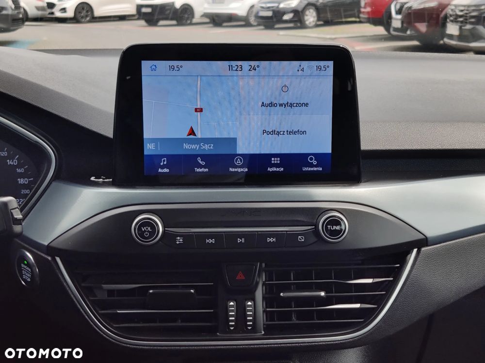 Ford Focus 1.5 EcoBoost Active - 11