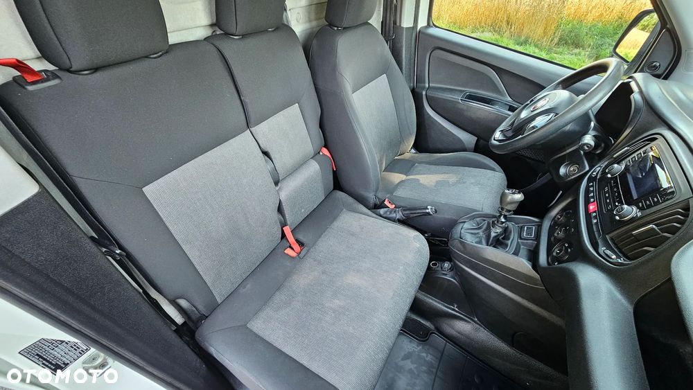Fiat Doblo - 21