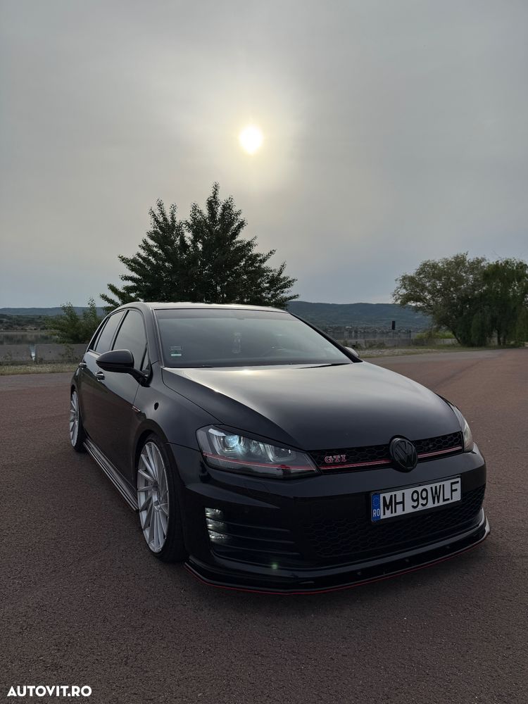 Volkswagen Golf 2.0 TSI BMT DSG GTI Performance - 1