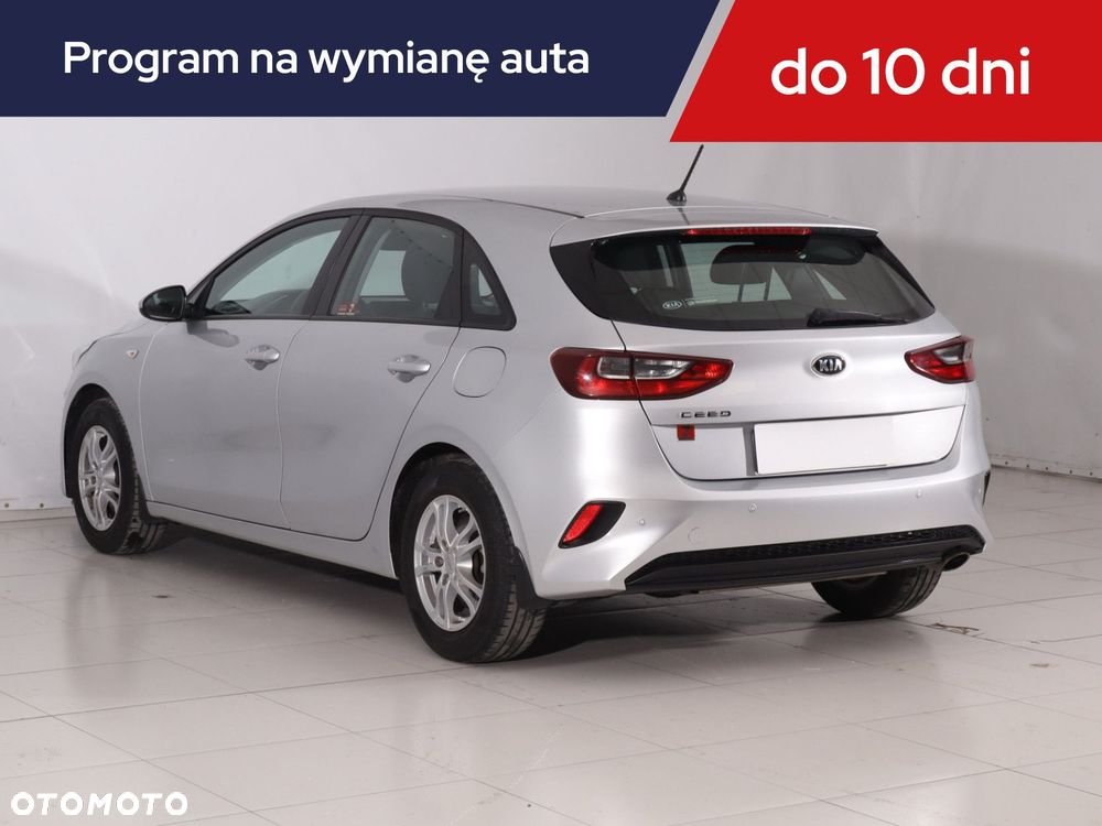 Kia Ceed - 6