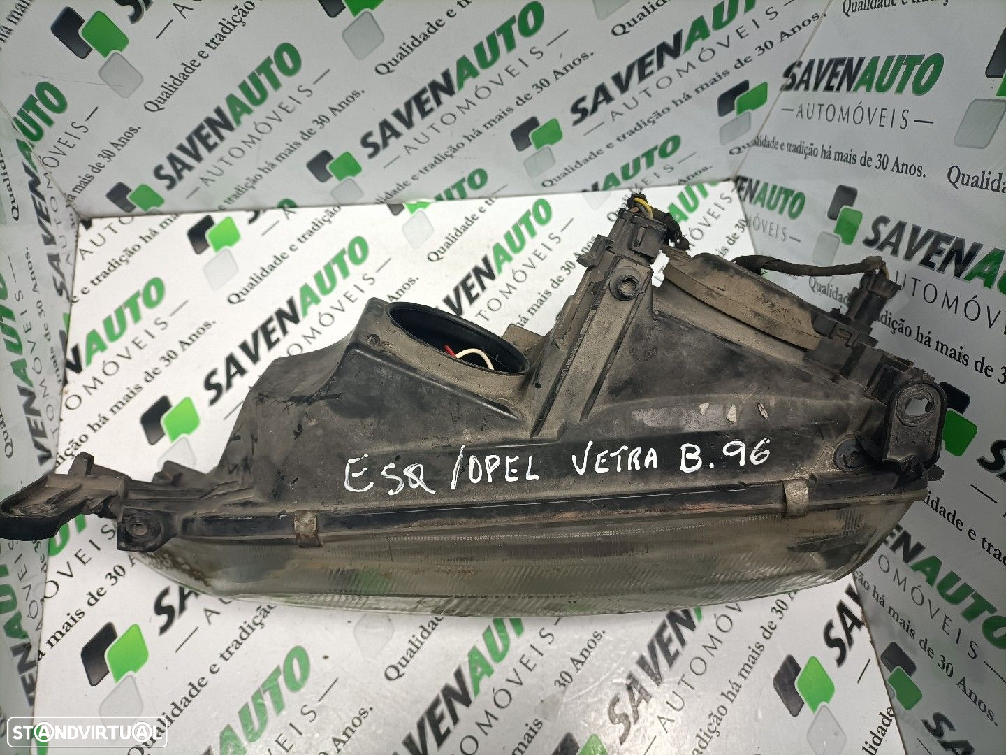 Farol Esq Opel Vectra B Combi (J96) - 2
