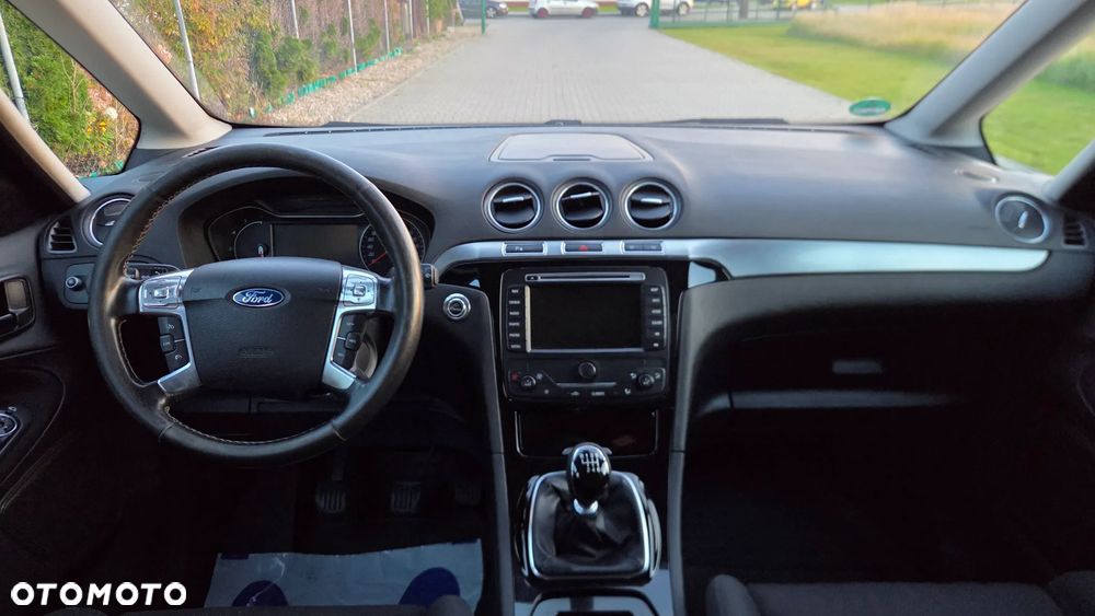 Ford Galaxy 2.0 TDCi Titanium - 25