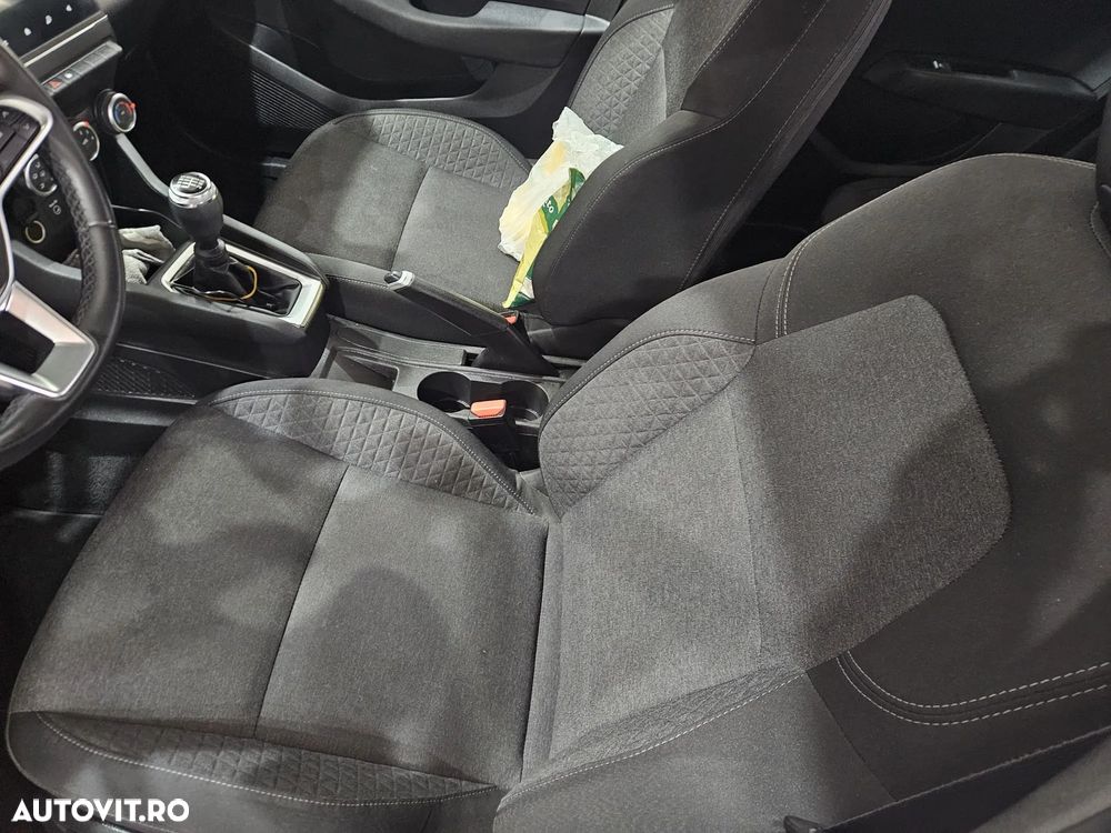 Renault Clio - 7