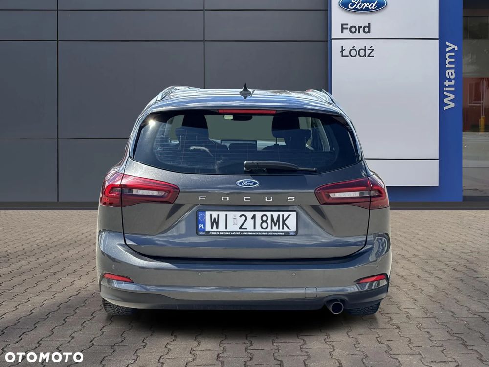 Ford Focus 1.0 EcoBoost Titanium Design - 4