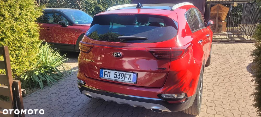 Kia Sportage 1.6 CRDI AWD Eco-Dynamics+ (48V M-H) DCT GT LINE - 4