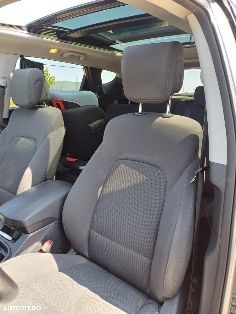 Hyundai Santa Fe 2.2 CRDi 4WD Automatik Style - 8