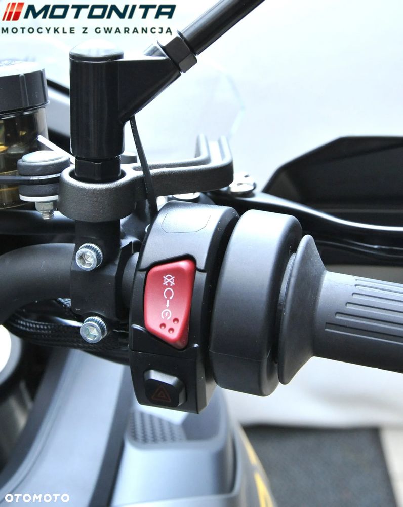 QJMOTOR 900 S - 12