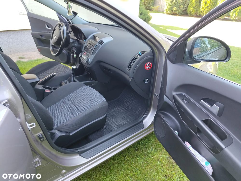 Kia Ceed 1.6 Crdi Comfort - 6