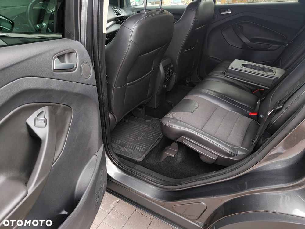 Ford Kuga 2.0 TDCi FWD Titanium - 10