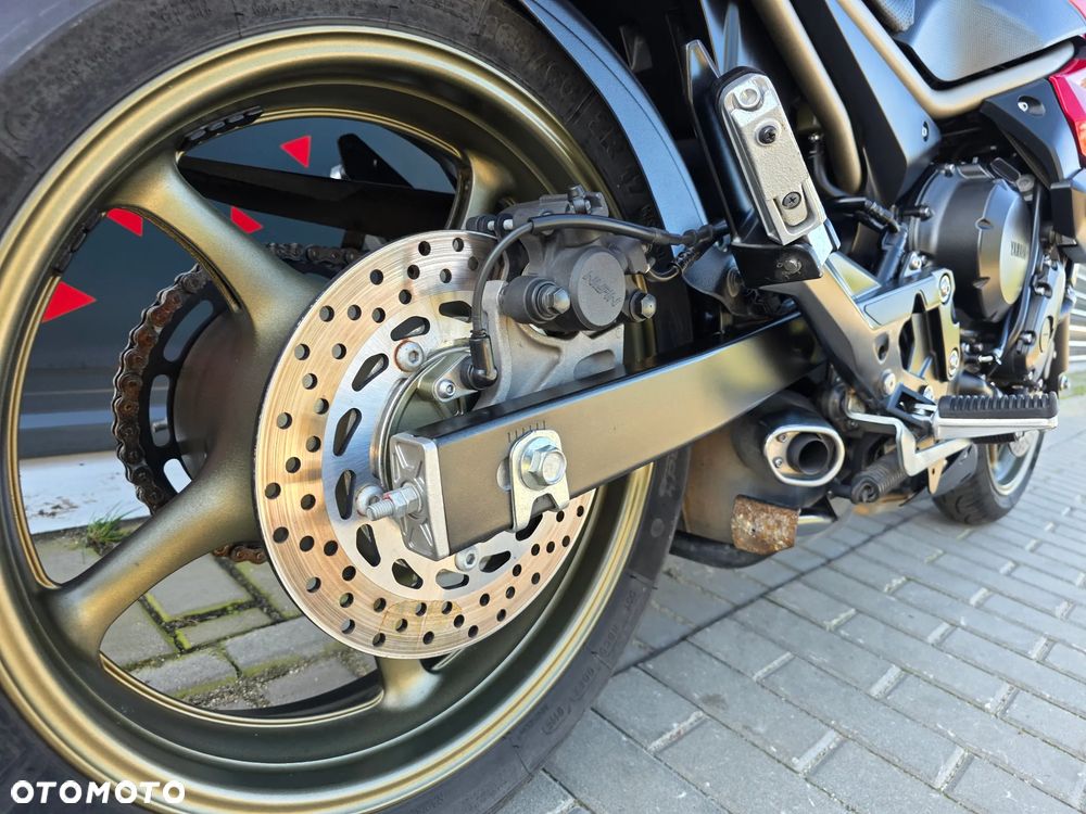 Yamaha XJ - 19