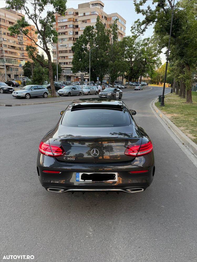 Mercedes-Benz C 300 9G-TRONIC AMG Line Plus - 5
