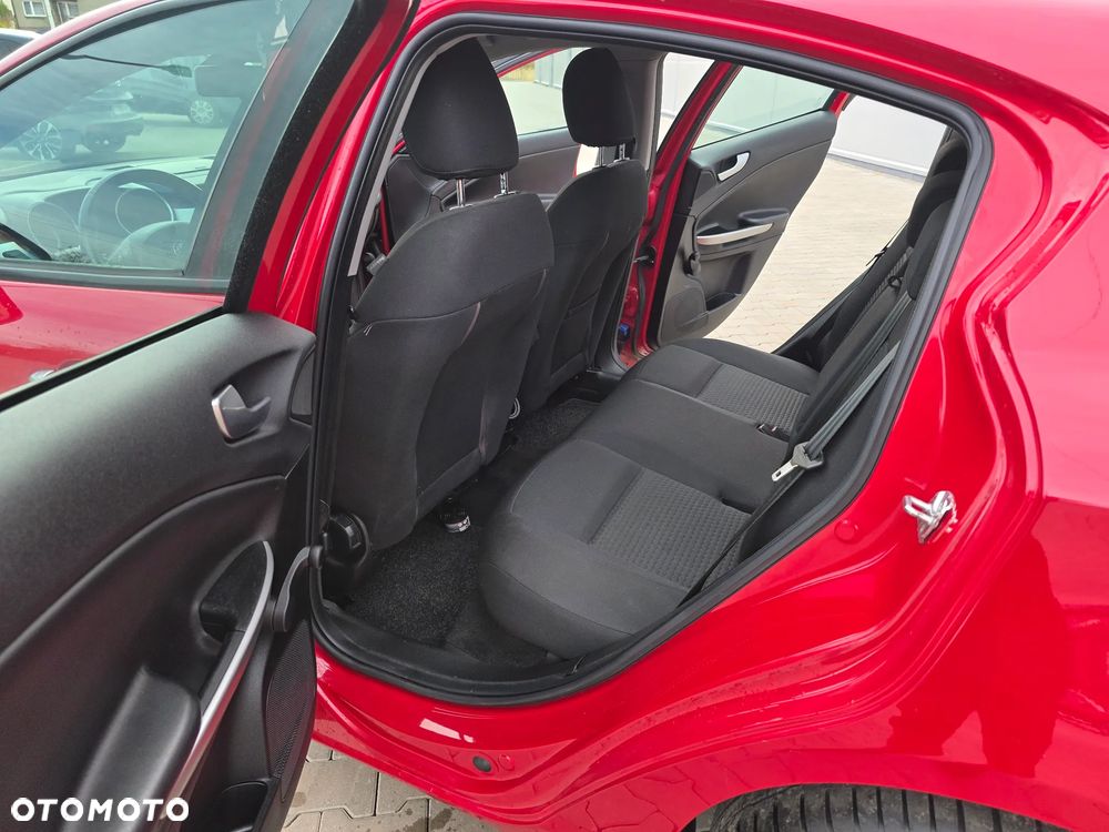 Alfa Romeo Giulietta 1.6 JTDM 16V - 22