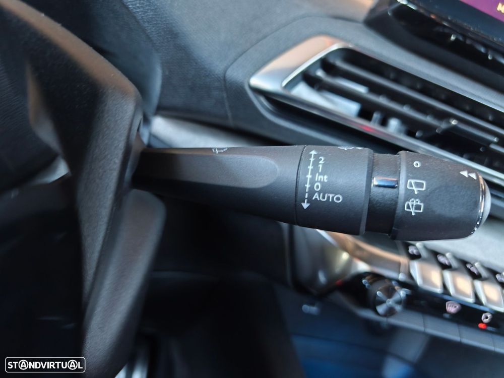 Peugeot 3008 1.5 BlueHDi GT - 17