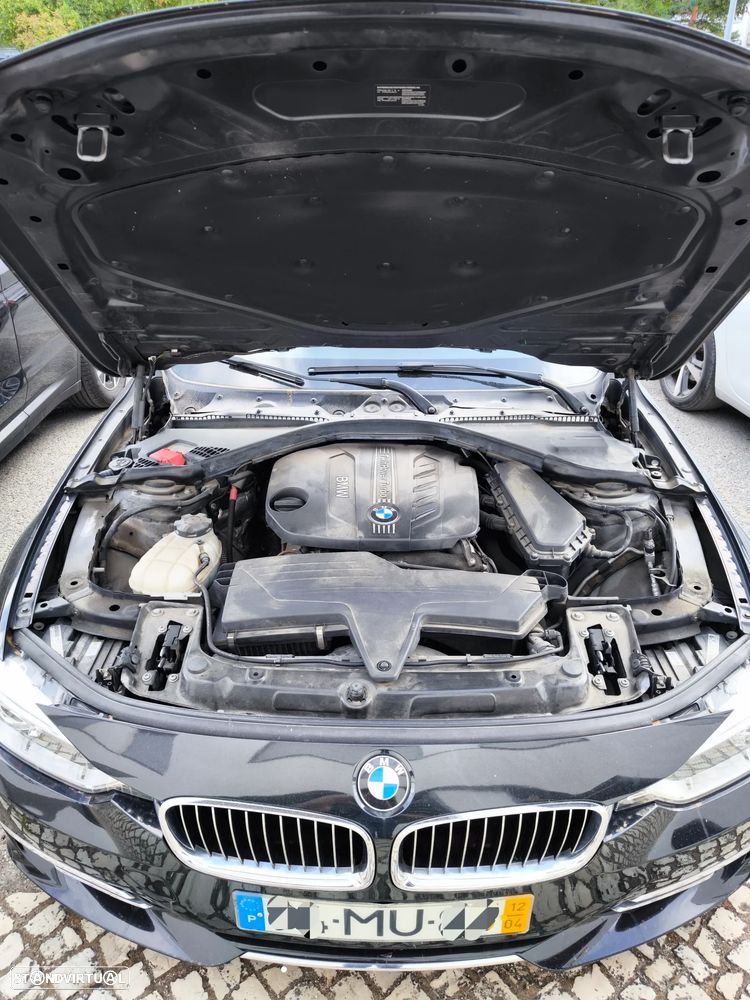 BMW 320 d Auto Line Luxury - 7