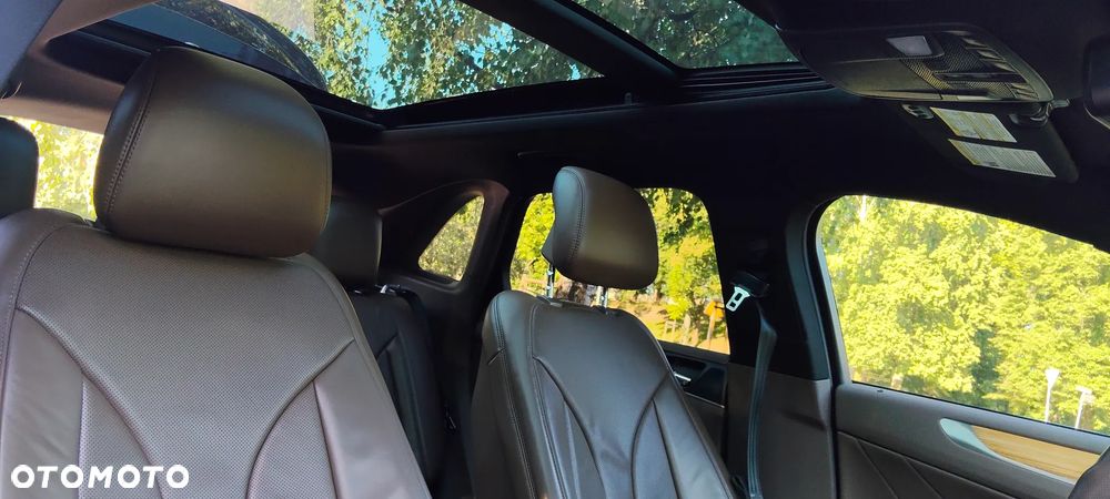 Lincoln MKC - 25
